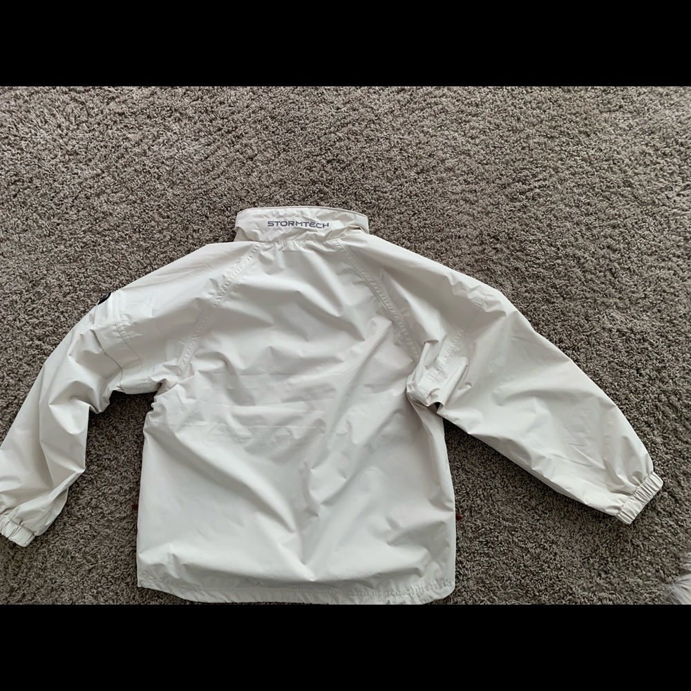 Wind Jacket - Picture 2 of 6